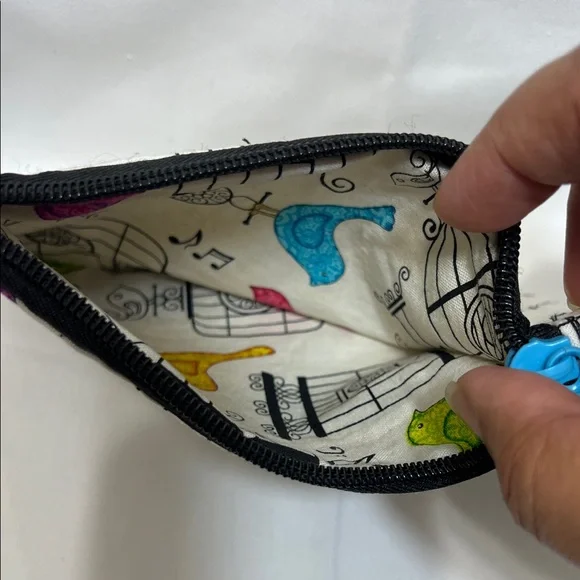 Handmade Bird Patterned Wristlet Clutch - Picture 8 of 8